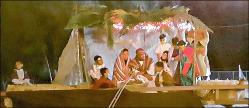 This living Nativity scene was part of the dedication ceremonies held for the opening of the dental clinic in the town of Valle de la Trinidad near El Oasis.